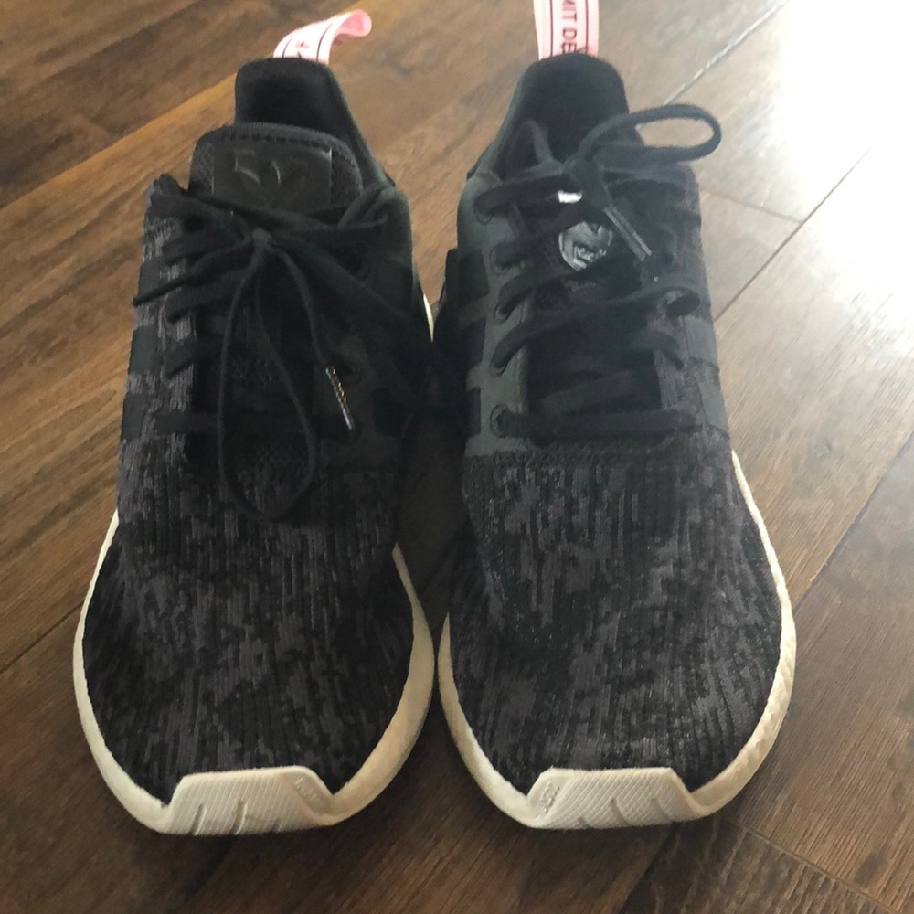 Women’s Adidas ultra boost gym shoes